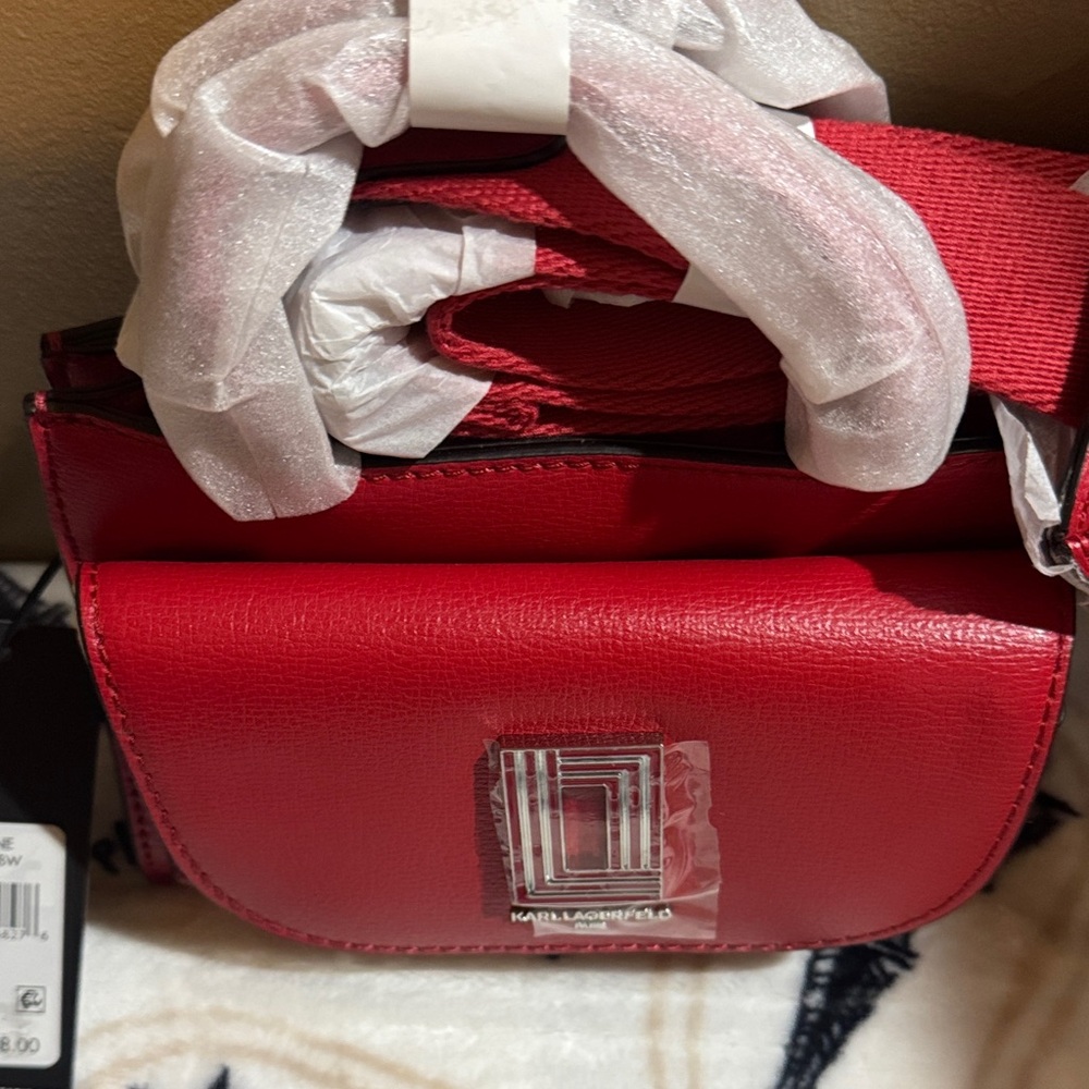NWT Karl Lagerfeld Bold Simone Crimson Crossbody Bag - Picture 2 of 13